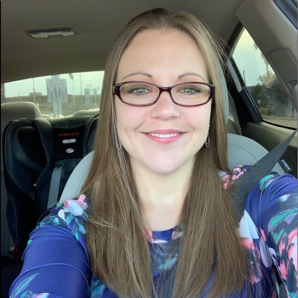 Meet your Posher, Jennifer